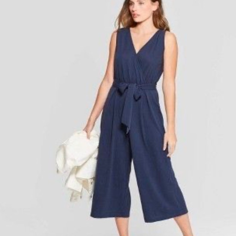 Universal thread navy wide leg cropped jumpsuit nwt